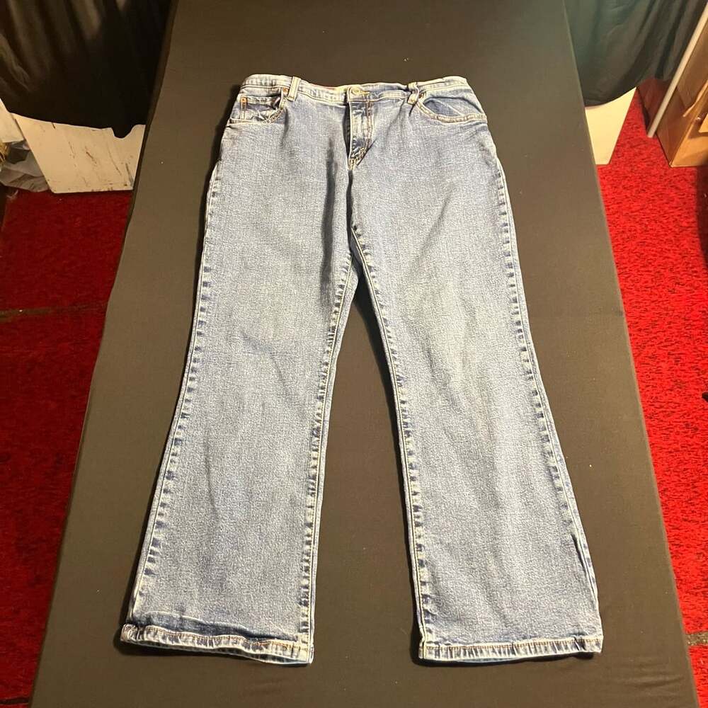 Levi's 550 Classic Relaxed Boot Cut Jeans Women’s Size 12 S